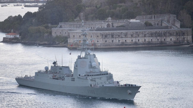 La fragata 'Blas de Lezo' en Ferrol, donde se dirige al Mar Negro, a 22 de enero de 2022, en Ferrol, A Coruña, Galicia.