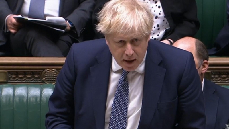 Una captura de pantalla muestra al primer ministro del Reino Unido, Boris Johnson, pronunciando un discurso sobre el conflicto de Ucrania en la Cámara de los Comunes, este martes 25 de noviembre de 2022.