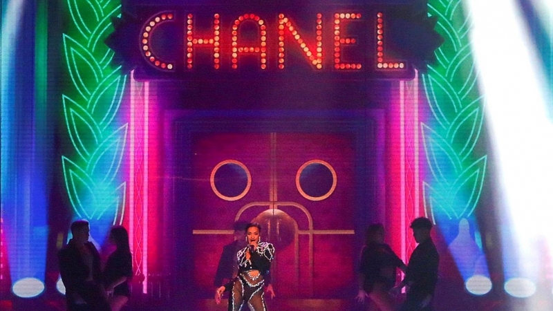 La cantante Chanel interpreta 'SloMo' durante su participación este miércoles en la primera semifinal del Benidorm Fest