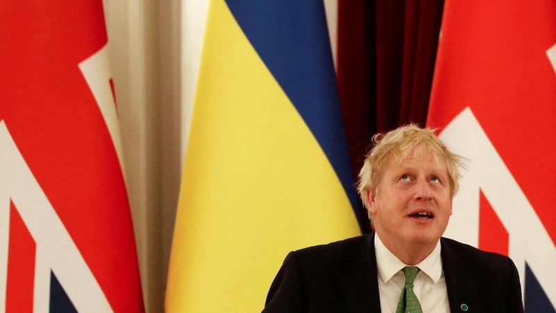 El primer ministro británico, Boris Johnson, durante su reunión con el presidente ucraniano en el Palacio Presidencial, en Kiev, a 1 de febrero de 2022.