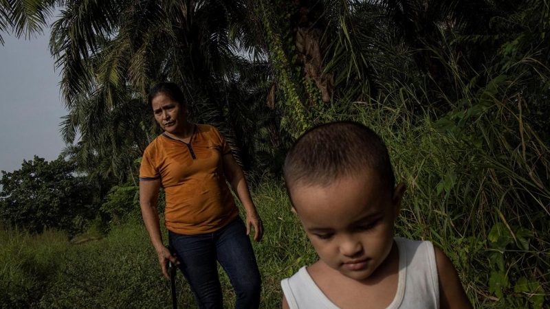 24/06/2021 Una trabajadora de una plantación de banana en el noroeste de Honduras que espera que se apruebe su caso de migración a Los Ángeles