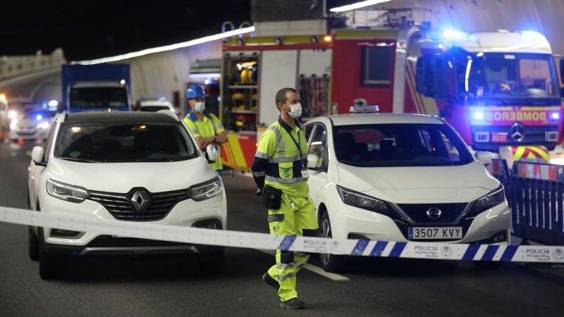 Bomberos, Samur, y agentes participan en un simulacro de accidente múltiple en Méndez Álvaro (Madrid)