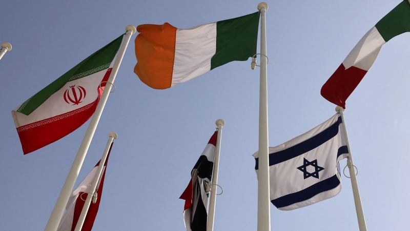 01/10/2021 Las banderas iraní e israelí en la Expo 2020 de Dubái