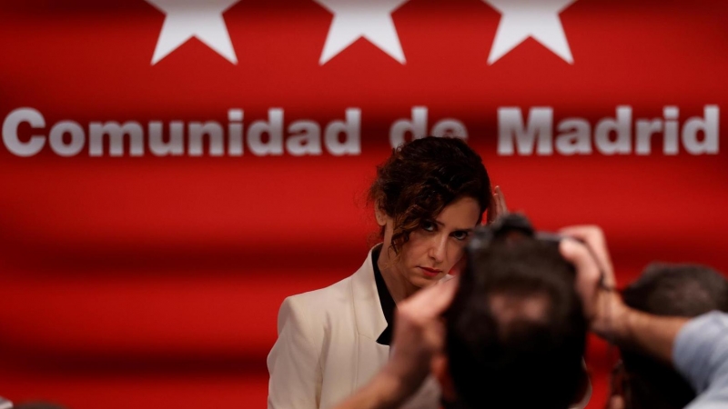 La presidenta de la Comunidad de Madrid, Isabel Díaz Ayuso durante la rueda de prensa ofrecida en la Real Casa de Correos de Madrid este jueves.