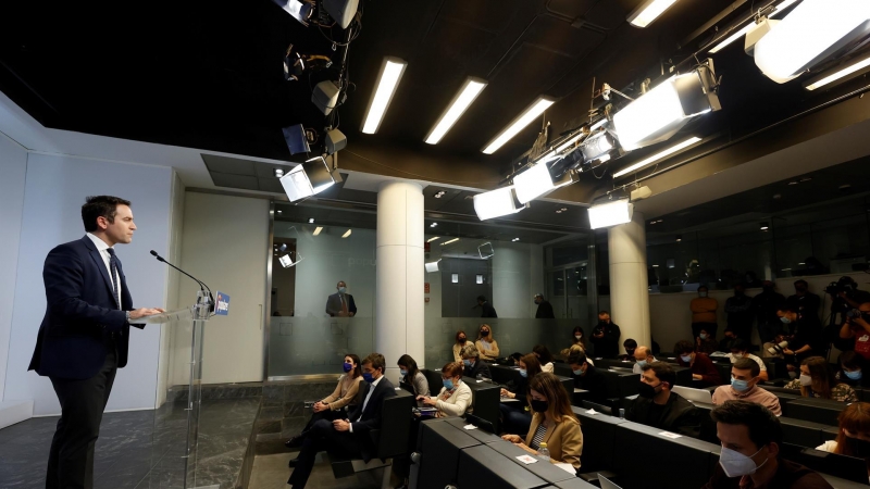 El secretario general del PP, Teodoro García Egea, en rueda de prensa en la sede de la formación en Madrid este jueves 17 de febrero de 2022.