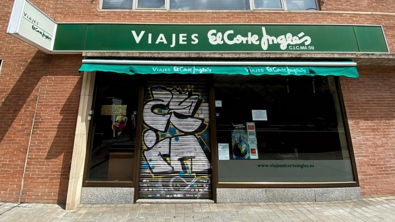 Entrada  de un local de Viajes El Corte Inglés, en Madrid. E.P./Eduardo Parra