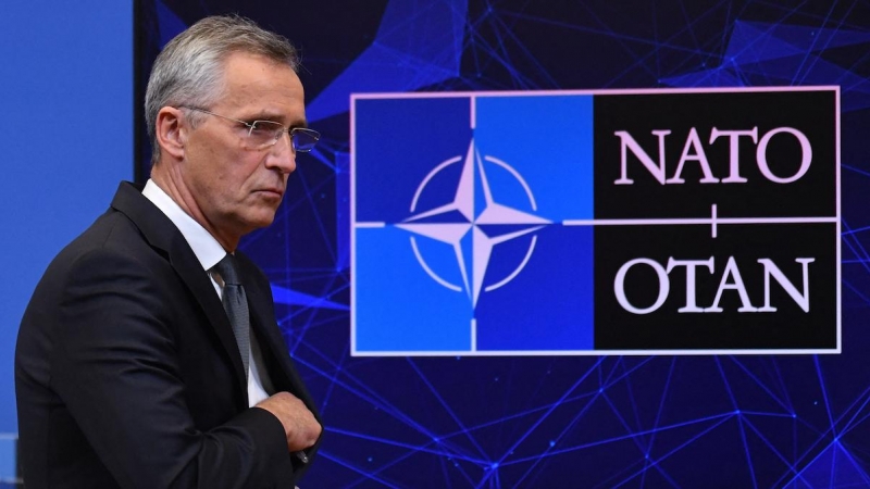 El Secretario General de la OTAN, Jens Stoltenberg, tras una declaración sobre el ataque de Rusia a Ucrania, en la sede de la OTAN en Bruselas el 24 de febrero de 2022.