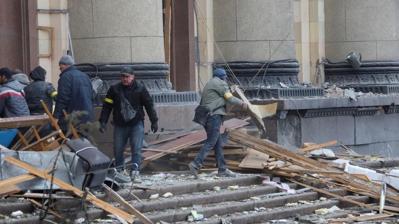 Edificio atacado en Járkov