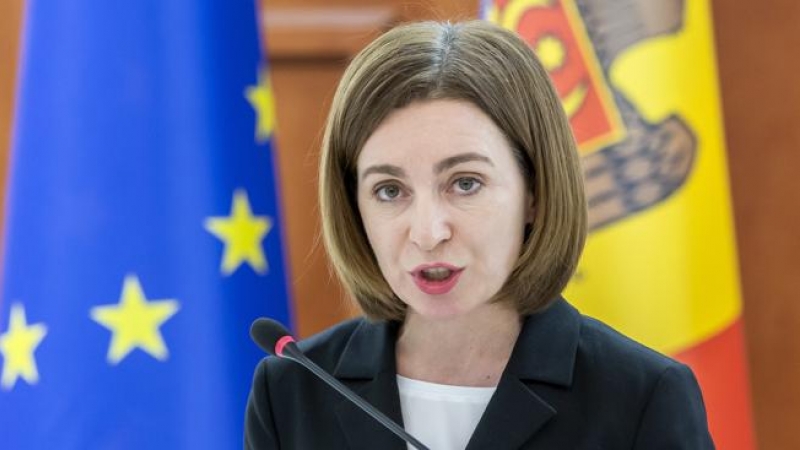 La presidenta de Moldavia, Maia Sandu, interviene en una rueda de prensa