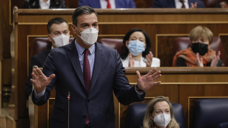 09/03/2022.- El presidente del Gobierno, Pedro Sánchez durante la sesión de control al ejecutivo este miércoles en el Congreso donde defiende las actuaciones del Gobierno en el marco de la Unión Europea y de la OTAN respecto a la situación en Ucrania tras