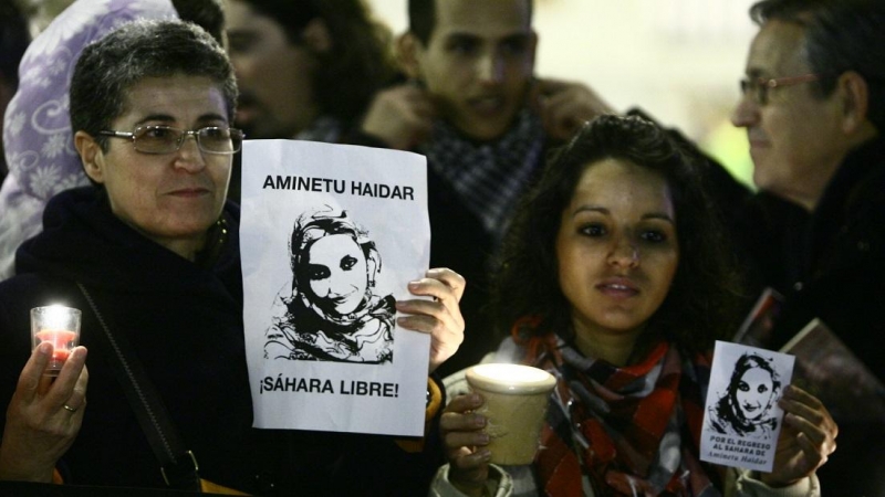 ARCHIVO. Manifestación por Aminetu Haidar en la Puerta de Sol.