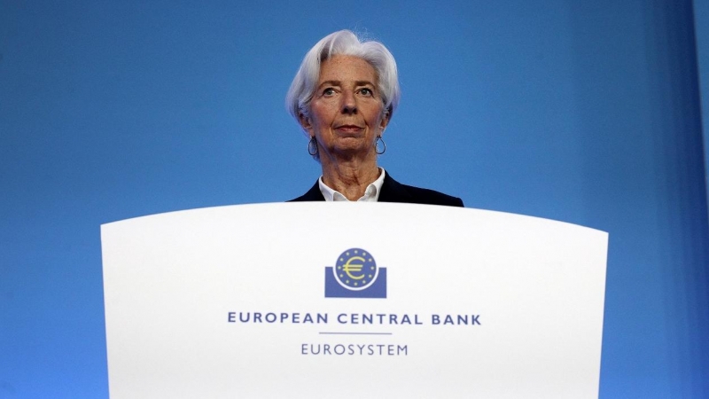 La presidenta del Banco Central Europeo, Christine Lagarde, durante su comparecencia tras la reunión del Consejo de Gobierno de la entidad, en Fráncfort. REUTERS/Daniel Roland/Pool