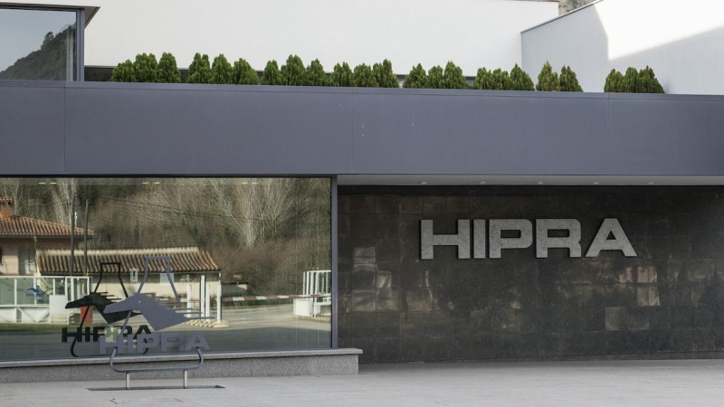 Entrada de la sede de Hipra, a 4 de enero de 2022, en Amer, Girona.