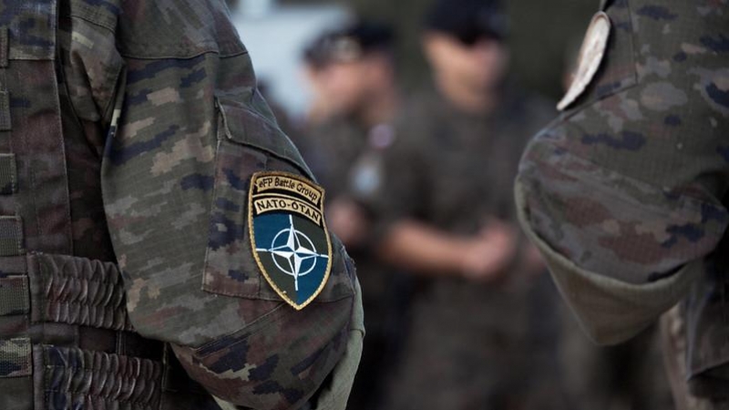 Imagen de un militar destacado en Letonia en misión para la OTAN.