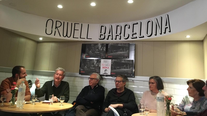 Una de les xerrades del cicle ‘Orwell pren cafè al Moka’.