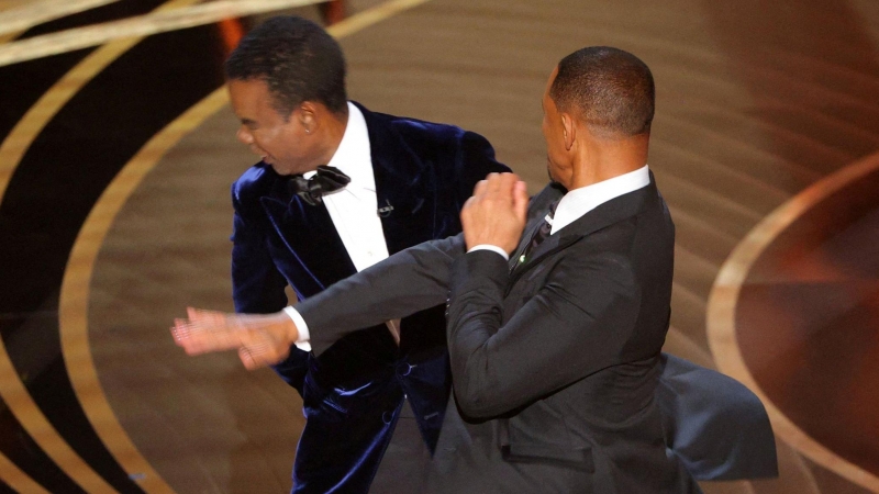 Momento en el que el actor Will Smith abofetea al comico Chris Rock en la gala de los 94 premios Oscar.