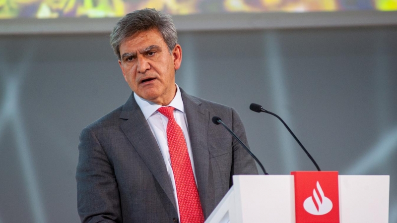 El consejero delegado de Banco Santander, José Antonio Álvarez, durante su intervención en la junta de accionistas de la entidad. — Javier Vazquez/Banco Santander / EFE
