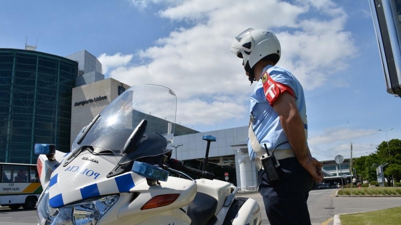 08/04/2022. Un agente Policía de Seguridad Pública (PSP) de Portugal.