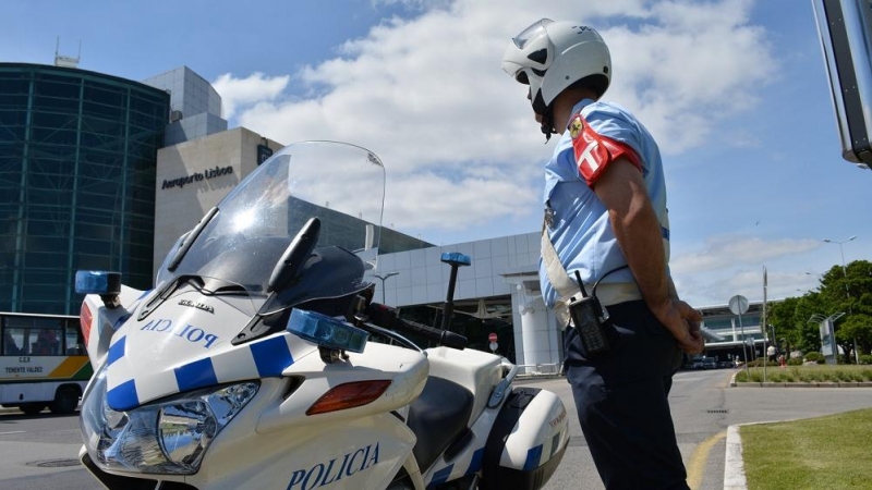 08/04/2022. Un agente Policía de Seguridad Pública (PSP) de Portugal.