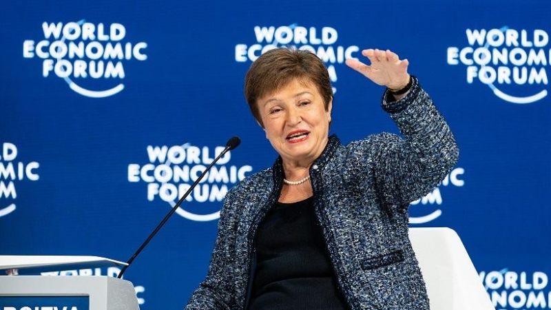 Kristalina Georgieva, Directora Gerente del Fondo Monetario Internacional (FMI), habla durante la sesión Perspectivas de la economía mundial en la 50.ª reunión anual del Foro Económico Mundial.