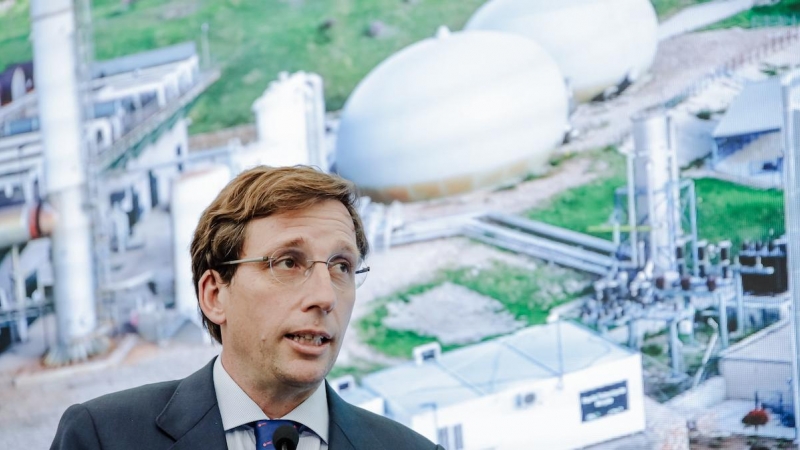 El alcalde de Madrid, José Luis Martínez-Almeida, interviene en la inauguración de la ampliación de la planta de biogás del Parque Tecnológico de Valdemingómez, a 20 de abril de 2022, en Madrid.