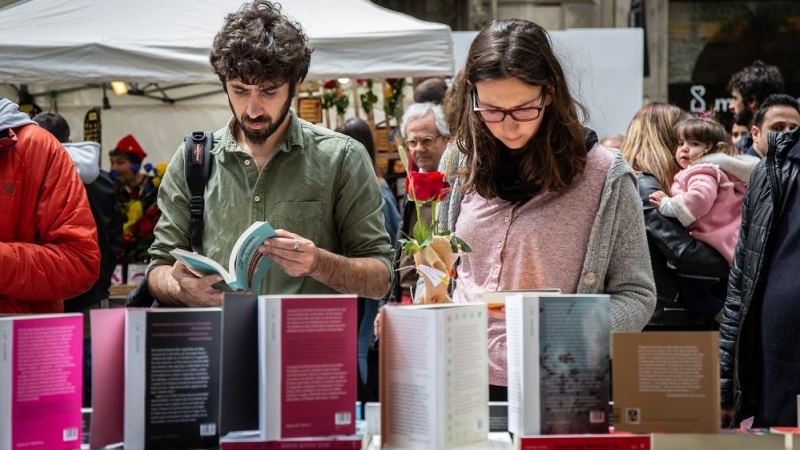 22/04/2022. Día de Sant Jordi en Barcelona, a 23 de abril del 2019.