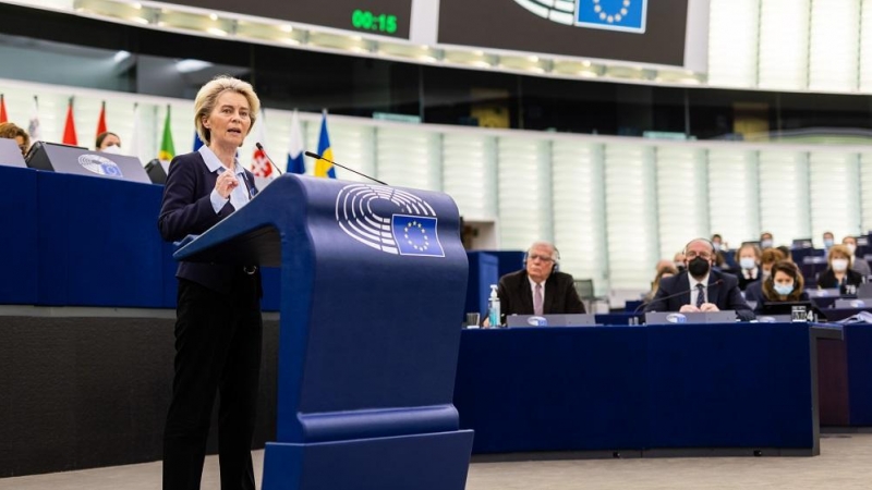 03/05/2022. La presidente de la Comisión Europea, Úrsula Von der Layen, durante un pleno del Parlamento Europeo, a 6 de abril de 2022 en Estrasburgo (Francia).