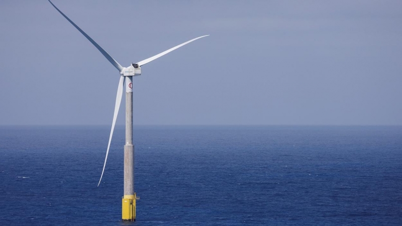 Un aerogenerador de Siemens Gamesa en la costa de Telde, en la isla de Gran Canaria. REUTERS/Borja Suarez