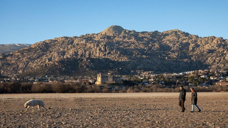 Vista general de Manzanares el Real, en la sierra de Guadarrama.