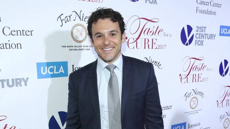 El actor Fred Savage acude al evento anual de la UCLA Jonsson Cancer Center Foundation, el 28 de abril de 2017