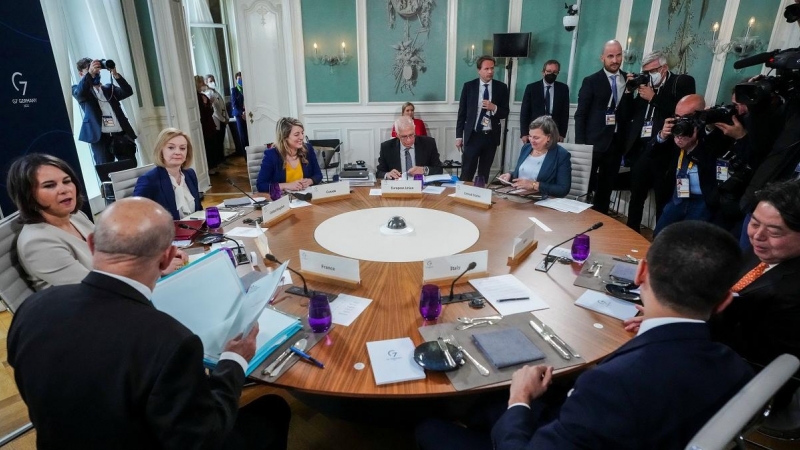 13/05/2022 La sesión de trabajo en la cumple de ministros de Exterriores del G7 celebrada en Weissenhaeuser Strand, Alemania