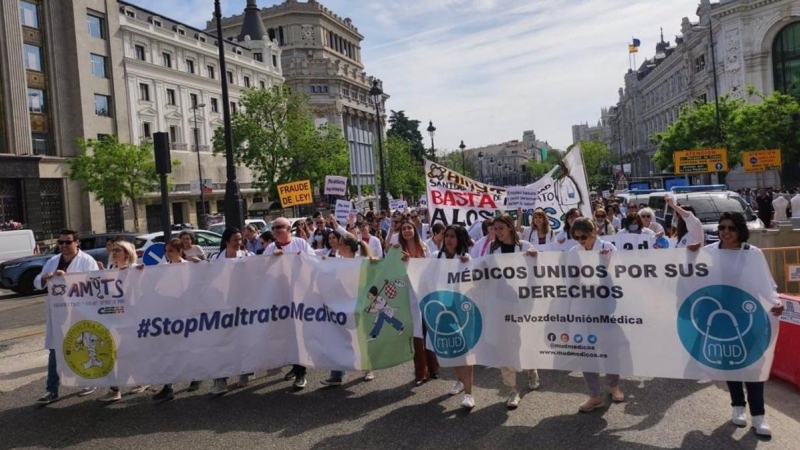 Marcha de médicos de los hospitales públicos madrileños