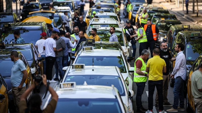 18/05/2022 - L'aturada dels taxistes aquest dimecres a Barcelona, contra la liberalització de les llicències VTC.