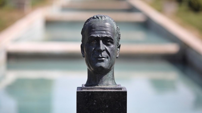 Busto Juan Carlos I