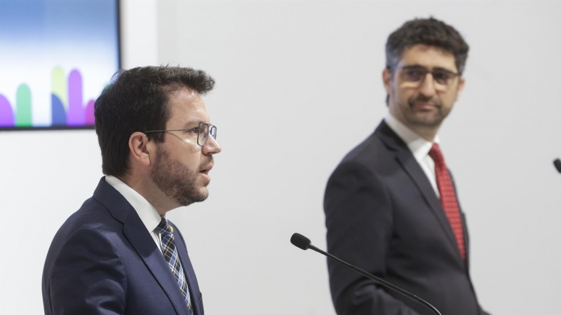 El president del Govern, Pere Aragonès, i el vicepresident, Jordi Puigneró.