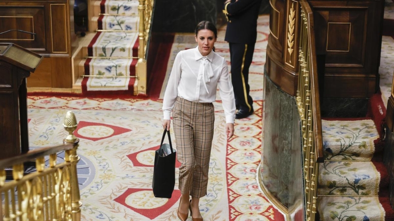 La ministra de Igualdad, Irene Montero durante la sesión de control al Gobierno celebrada este miércoles en el Congreso.