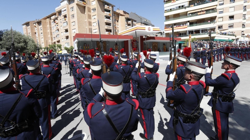 Acto central del Día de las Fuerzas Armadas, en Huesca