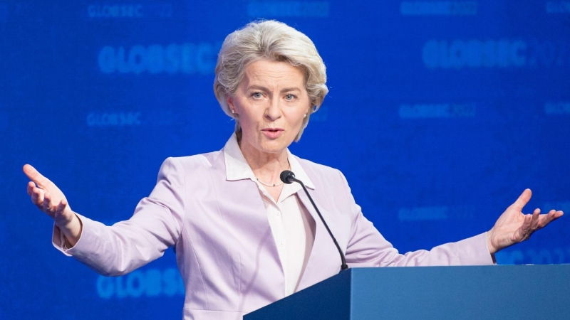 La presidenta de la Comisión Europea, Ursula von der Leyen, habla durante el Foro de Bratislava de GLOBSEC de 2022