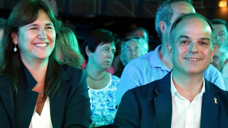 La presidenta del Parlament Laura Borràs i l'exconseller Jordi Turull durant el congrés de Junts a Argelers.