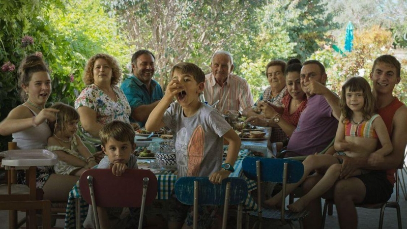 'Alcarràs', la película que narra la lenta agonía de la vida campesina