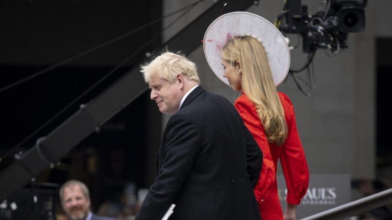 El primer ministro británico, Boris Johnson, y su mujer, Carrie Johnson, duran la celebración del jubileo de la reina Isabel II de Inglaterra este fin de semana en Londres.