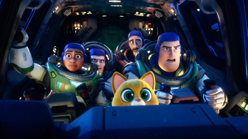 15/06/2022 El equipo completo con Buzz Lightyear.