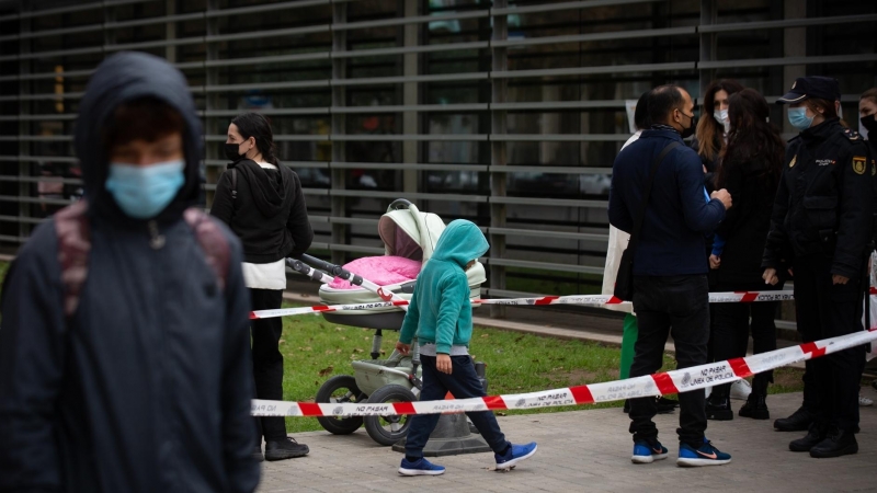 Un desplazado por la guerra de Ucrania en Centro de Recepción, Atención y Derivación (CREADE) de Barcelona.