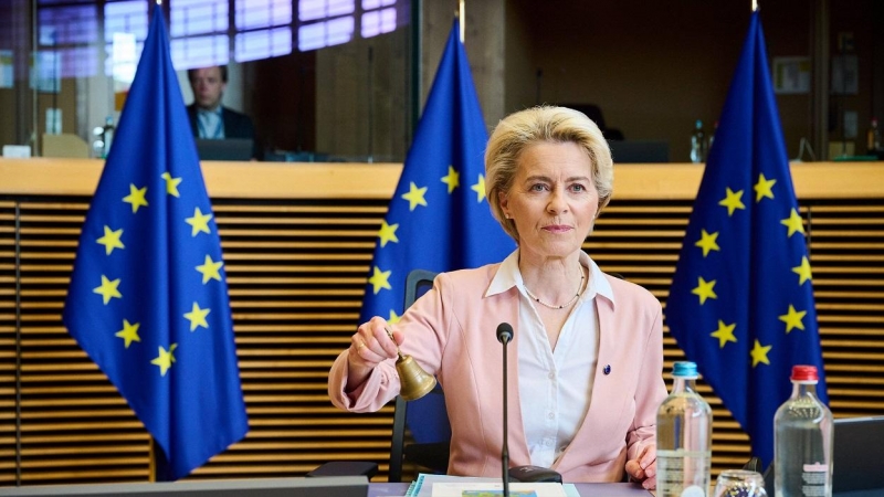 La presidenta de la Comisión Europea, Úrsula Von der Leyen en una reunión, a 22 de junio de 2022, en Bruselas, Bélgica.