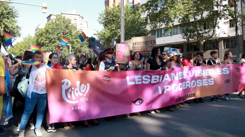 Capçalera de la Pride de Barcelona dedicada a la visibilitat lèsbica.