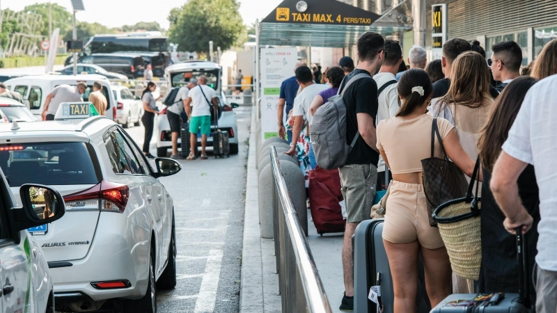 1/07/2022-Imágenes del aeropuerto de Ibiza este viernes 1 de julio, fecha del inicio de la operación salida de las vacaciones de verano