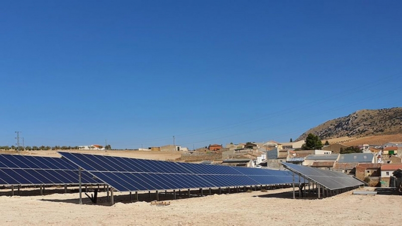 Una instal·lació fotovoltaica de Som Energia a Girona.