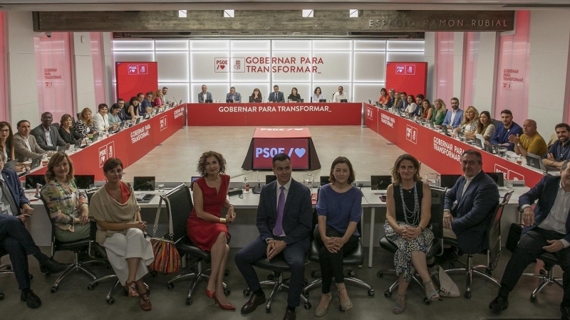 El secretario general del PSOE y presidente del Gobierno, Pedro Sánchez, preside la reunión de la Ejecutiva Federal del PSOE en la sede socialista de la calle Ferraz.