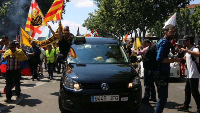 30/05/2017 - Imatge d'arxiu d'una protesta del sector del taxi contra Uber i Cabify.