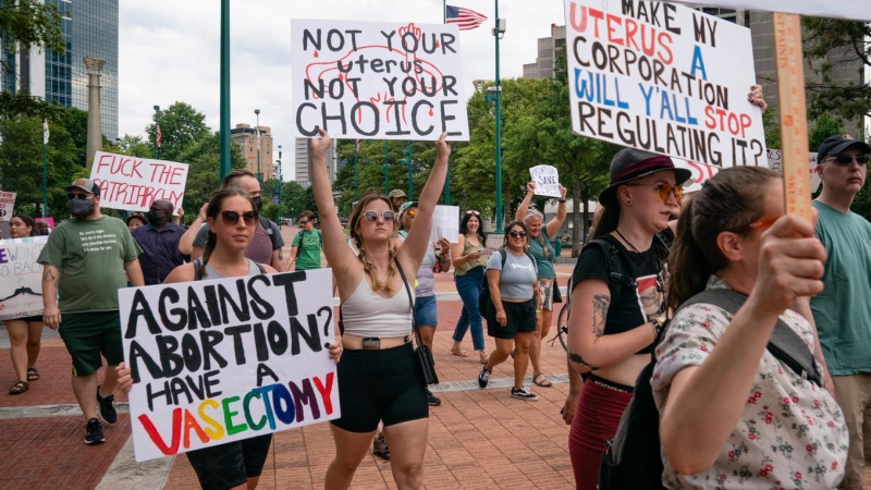 21/07/2022 - Manifestación contra el Tribunal Supremo en el caso Dobbs vs Jackson Women's Health que elimina el derecho federal al aborto en Atlanta, (Georgia), el 25 de junio de 2022.